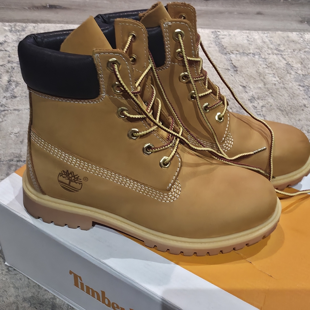 Timberland Premium 6 in Waterproof Boot Wheat Nubuck, Woman's 8